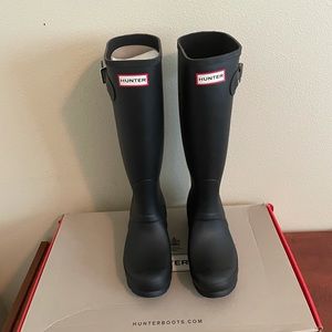 New hunter boots